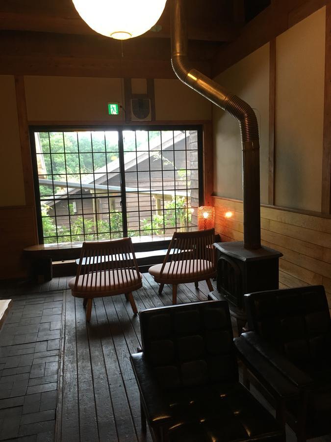 山荘 紗羅樹 Syaranoki Hotel Yufu Exterior foto